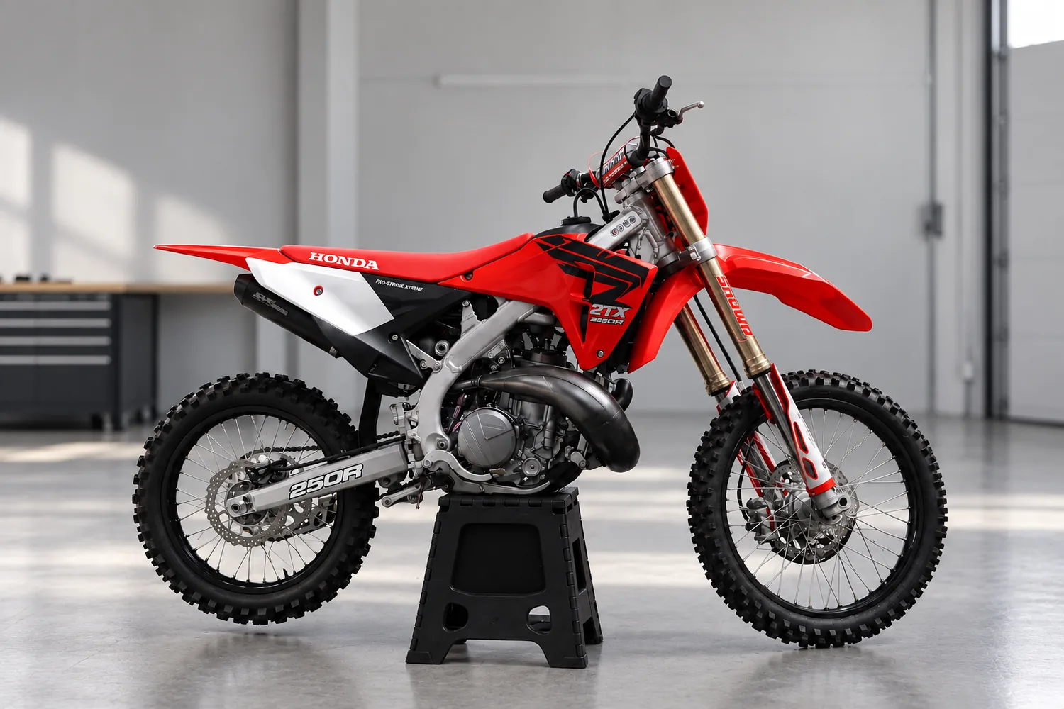 Honda CRF250R 2TX completa, motore 2 tempi da 249 cc